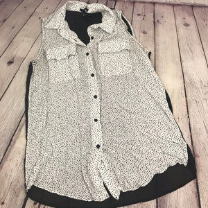 Forever21 Polka Dot Button Down Size M